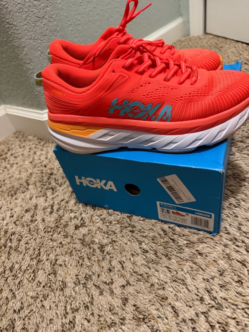 Hoka Coral-Orange Running Shoe with Blue Logo - Picture 3 of 4